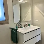 Donna Nella Apartman